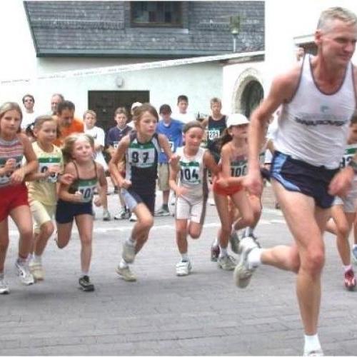 Sporttag mit Dorflauf - 13.06.2003 -