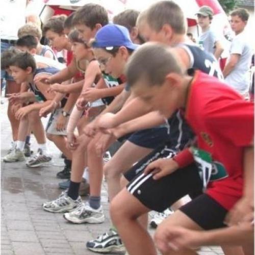 Sporttag mit Dorflauf - 13.06.2003 -