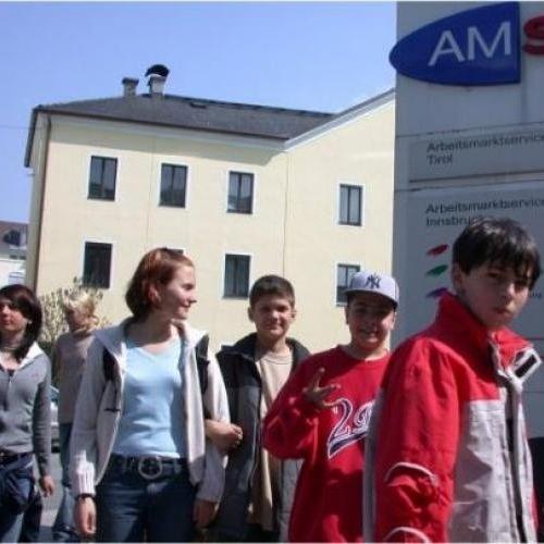 AMS-Besuch der 3. Klassen – Berufsorientierung - 11.04.2003 -