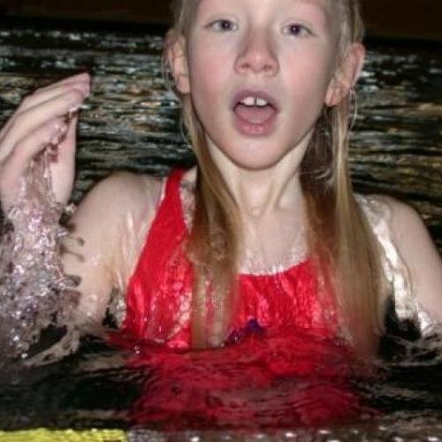 Schwimmtag 1. Klasse - 03.02.2003 -