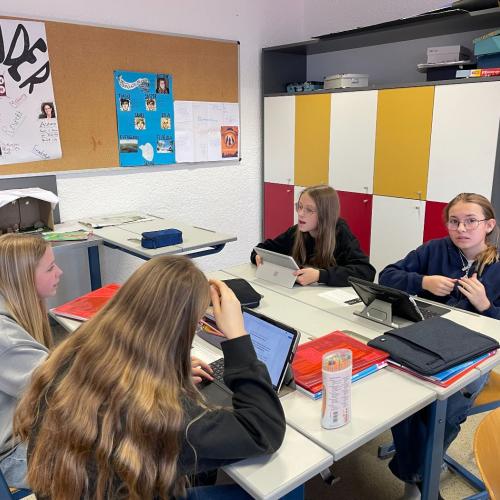 ORF-Journalist zu Besuch in unserer Klasse – Lernen vom Profi - 25.Februar.2025 - 