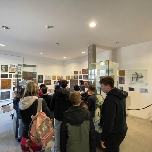 Besuch der KZ-Gedenkstätte Dachau 4ab - 05. März. 2025 -