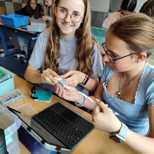 Girls-Day Robotik-Kurs