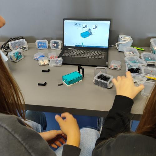 Girls-Day Robotik-Kurs