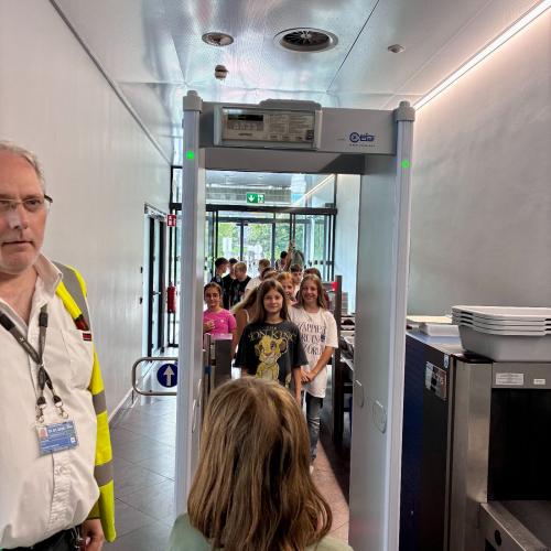 Flughafen-Exkursion 2b