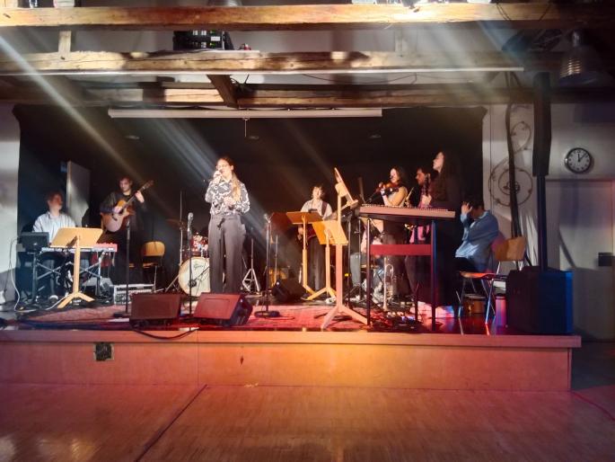 „Between the lines“ - Konzertbesuch der 4. Klassen