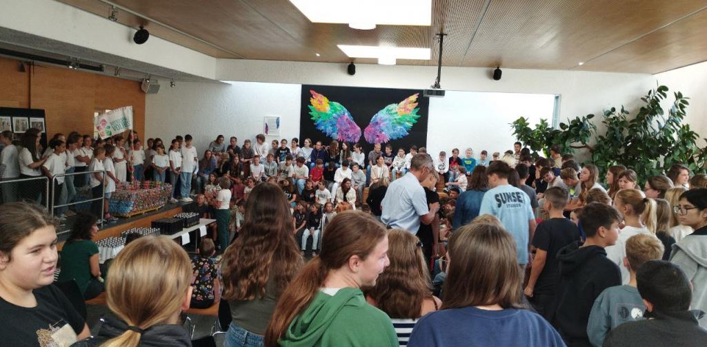 Übergabe der Trinkflaschen 11.09.2024 Übergabe der Trinkflaschen 11.09.2024